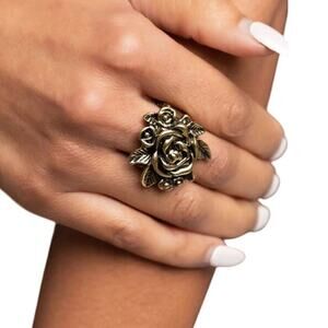 Paparazzi Bouquet Bonanza Stretchy Floral Brass Ring Flexible Fit Bronze New